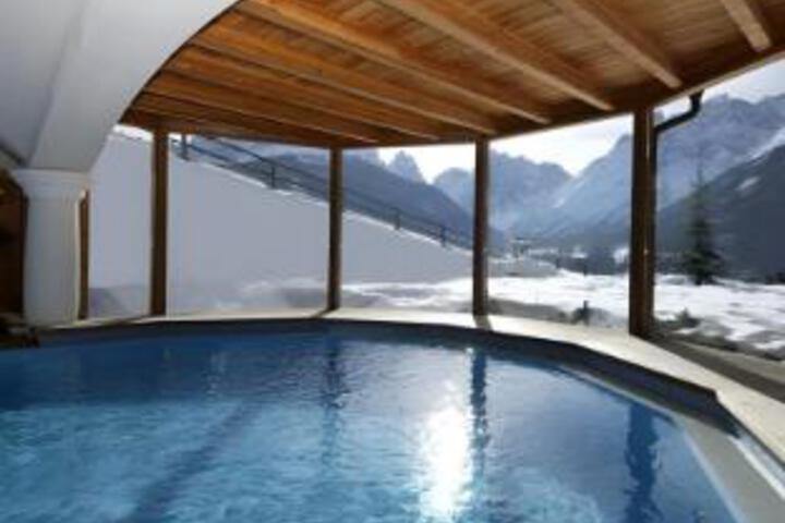 Pool 63 of 66