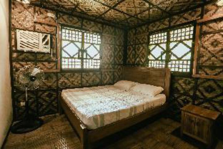Room 20 of 29