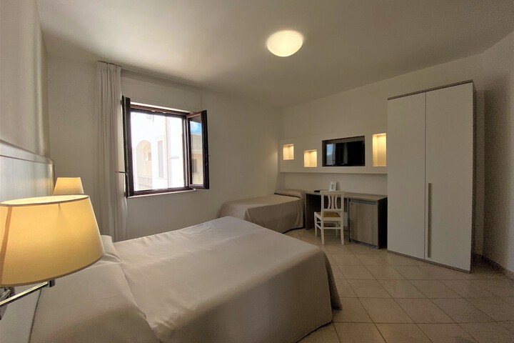 Room 19 of 125