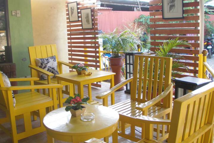Entrance & Lobby