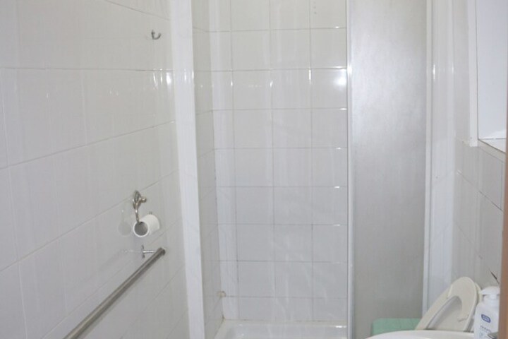 Room 16 of 20