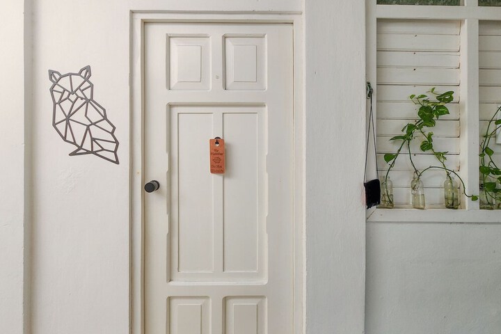 Room 67 of 172