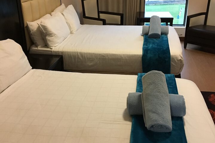 Room 15 of 27