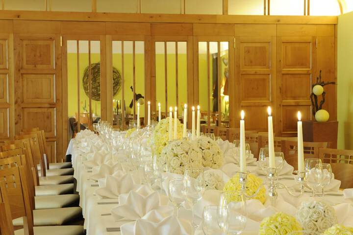 Dining 67 of 109