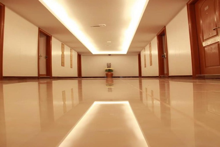 Ballroom/Hall 12 of 23