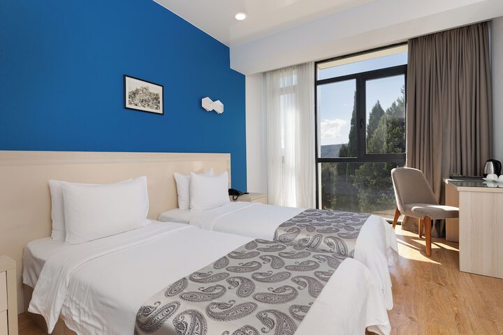 Room 14 of 61