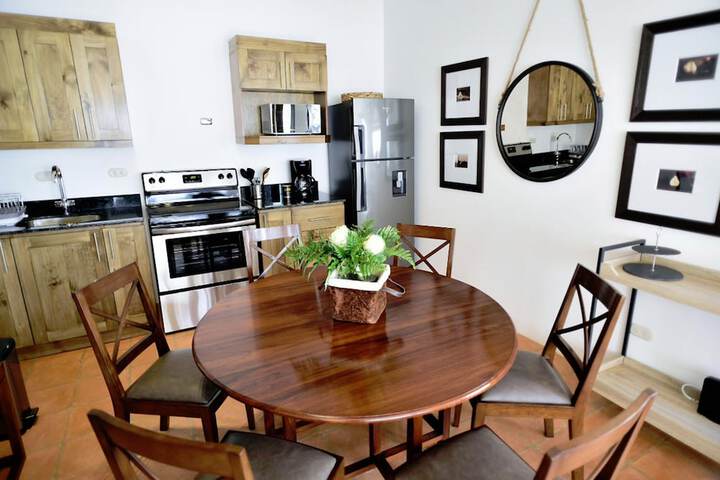 Antigua Home AN012