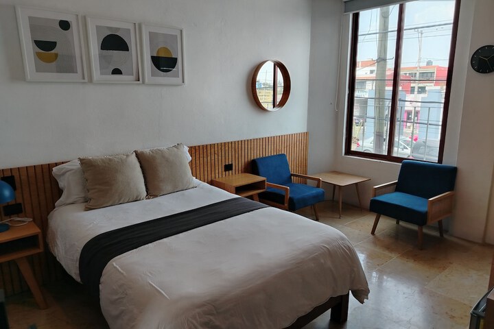 Room 2 of 22