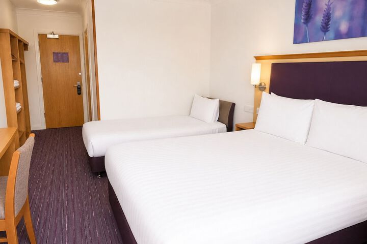 Room 6 of 22