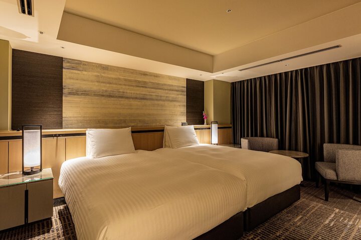 Room 14 of 168