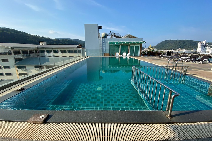 Pool 78 of 95