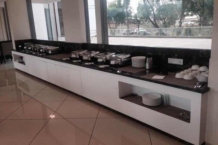 Breakfast/Coffee Service 12 of 19