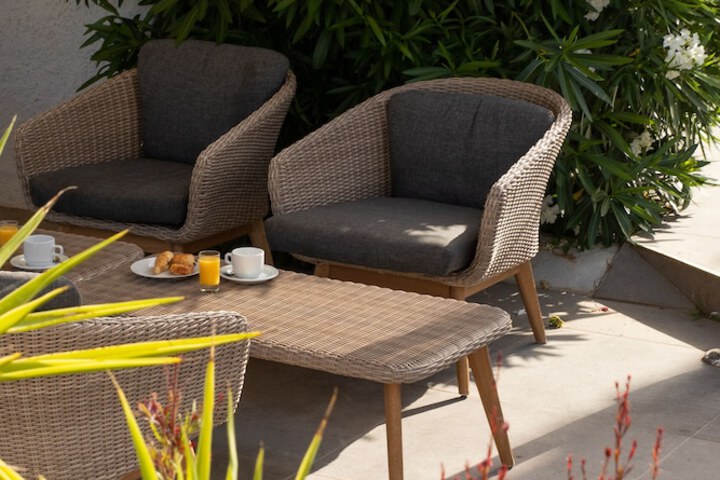 Lounge 56 of 66