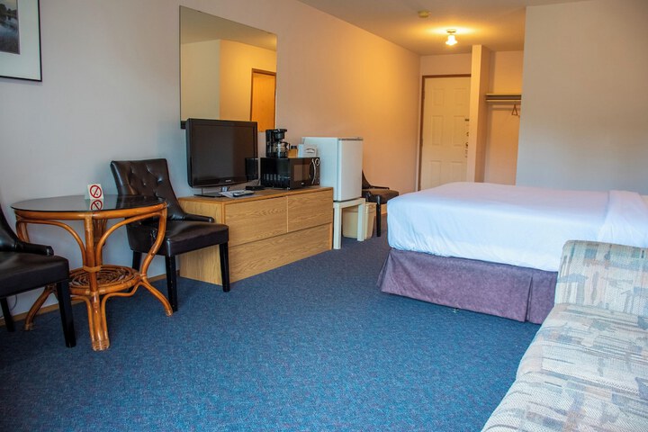 Room 9 of 29