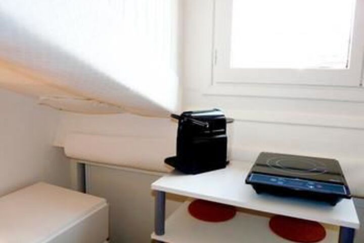 Room 14 of 17