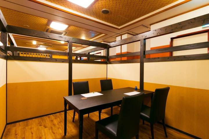 Dining Photos