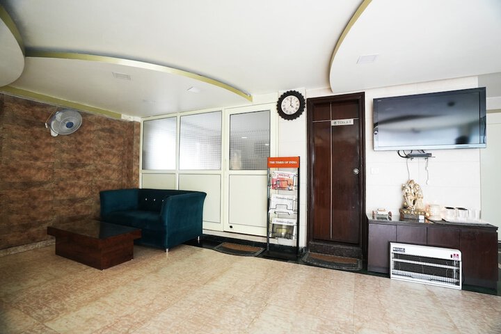Guest Lobby