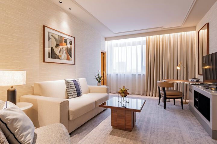Room 190 of 457