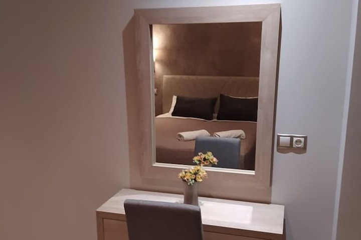 Room 14 of 46