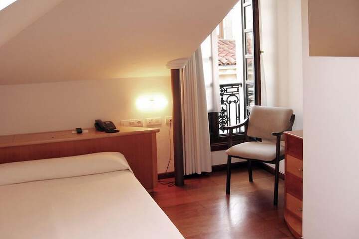 Room 7 of 55
