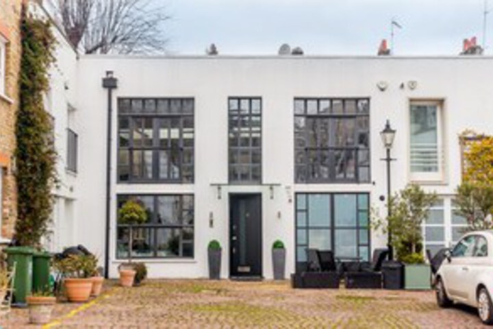 Napier Place by Lime Street