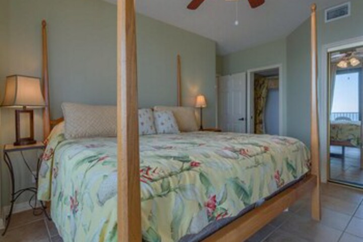 Room 133 of 148