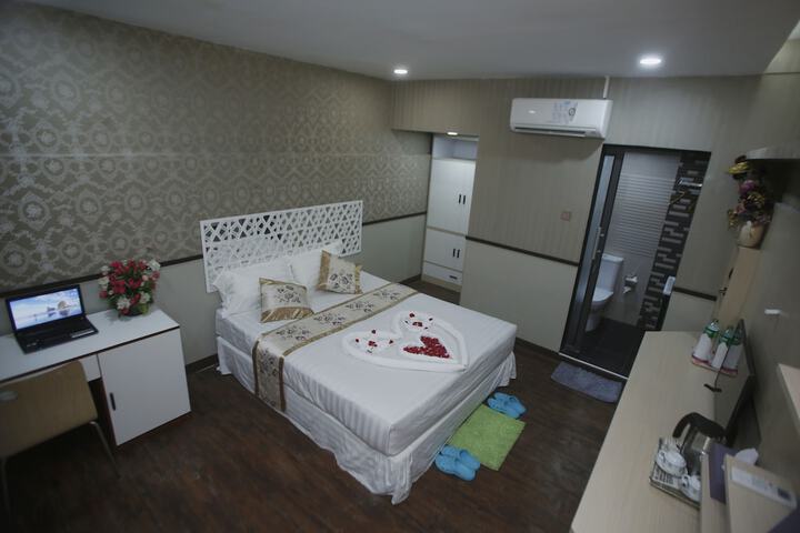 Room 7 of 21