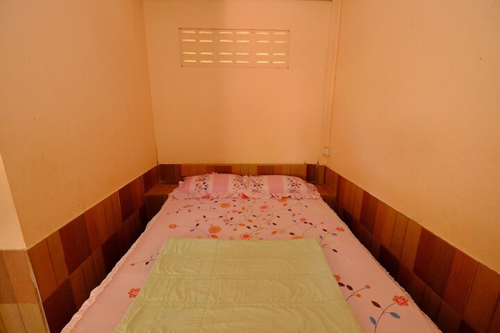 Room 27 of 31