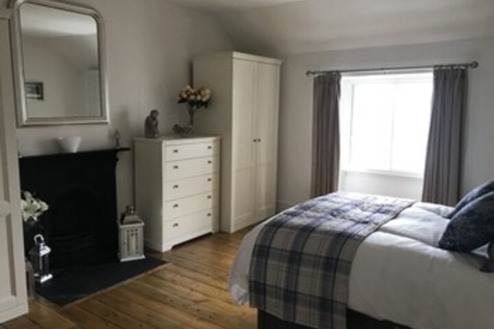 Room 14 of 15