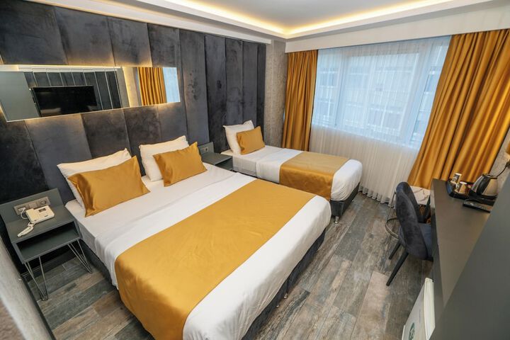 Room 3 of 24