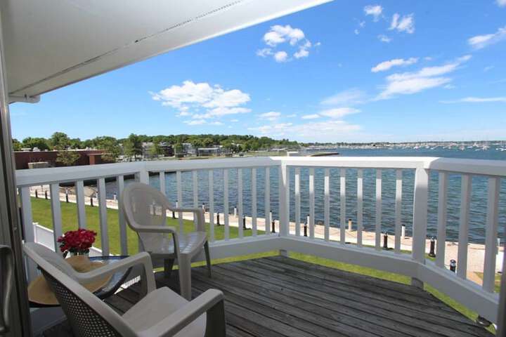 Terrace/Patio 11 of 27