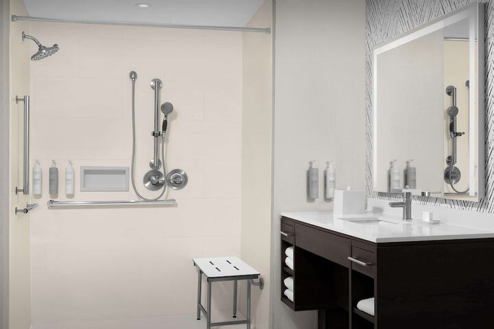 Bathroom shower
