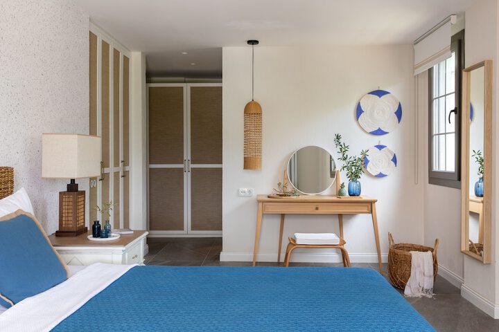 Room 8 of 62