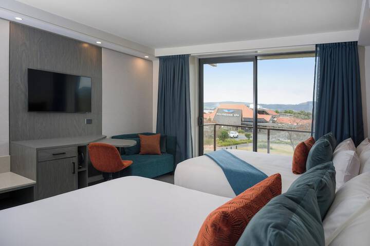 Room 27 of 109