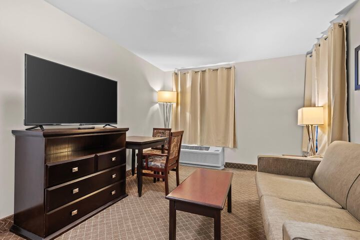 Room 43 of 72