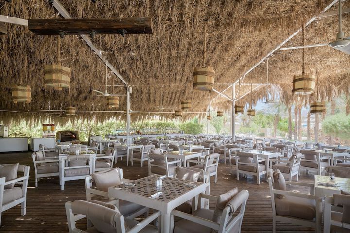 Dining 136 of 156