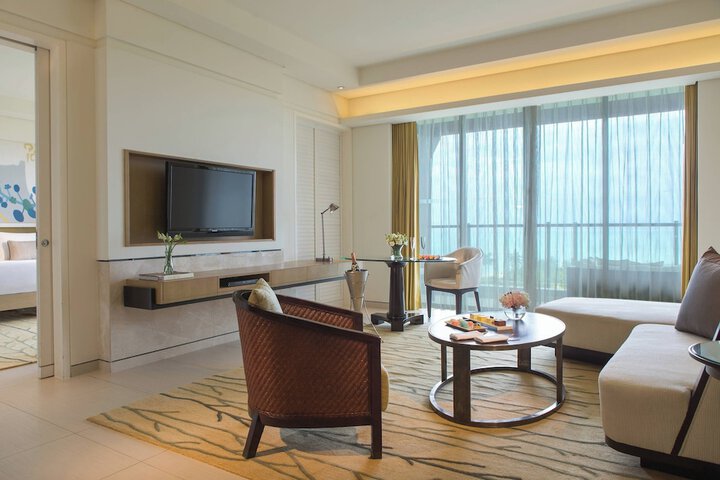 Room 44 of 145