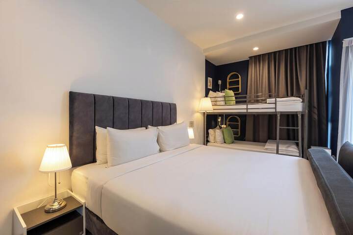 Room 104 of 257