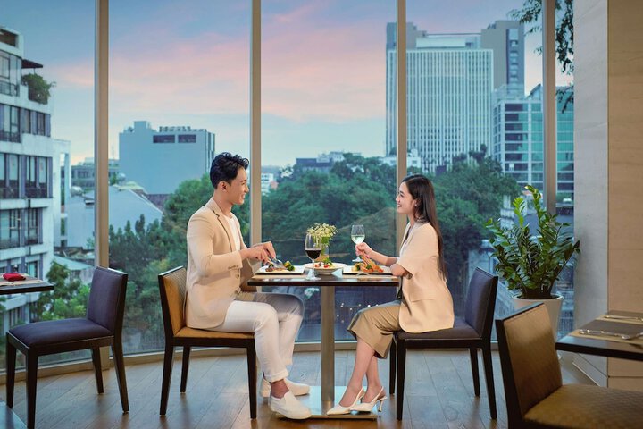 Dining Photos
