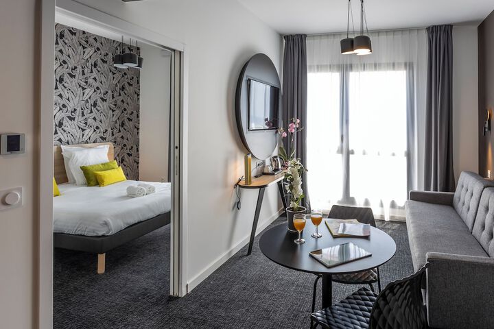 Room 21 of 43