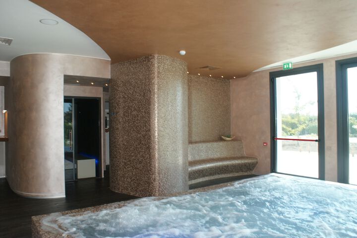 Spa 40 of 75