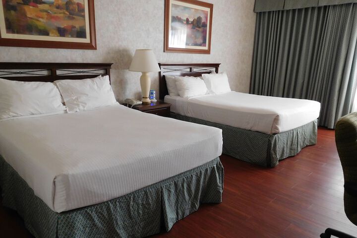 Double Deluxe King Bed (1 of 2)