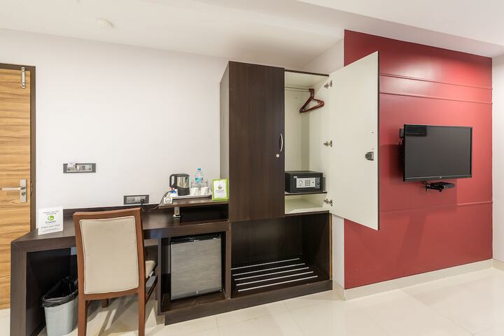 Room 19 of 33