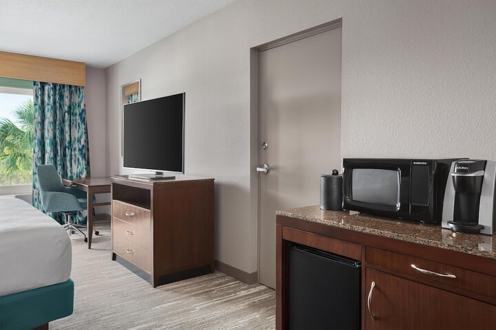 Room 18 of 48