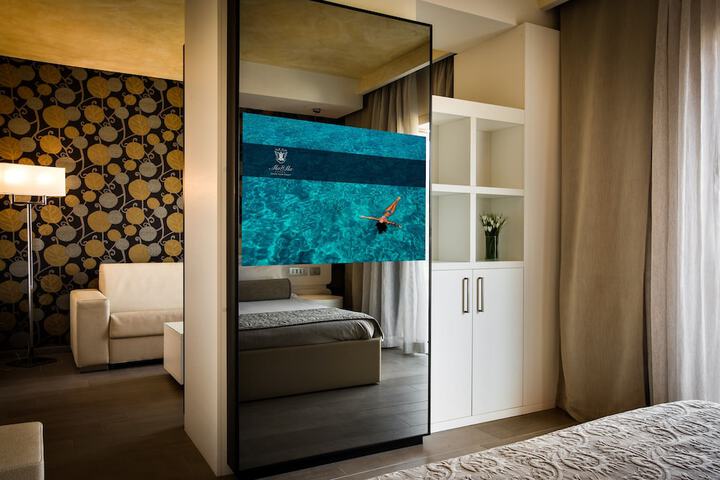 Room 15 of 131