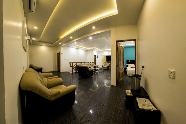 Room 25 of 51