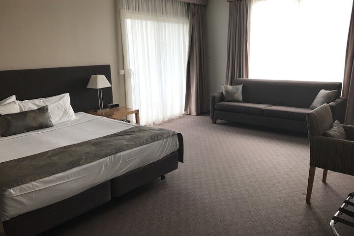 Room 16 of 31