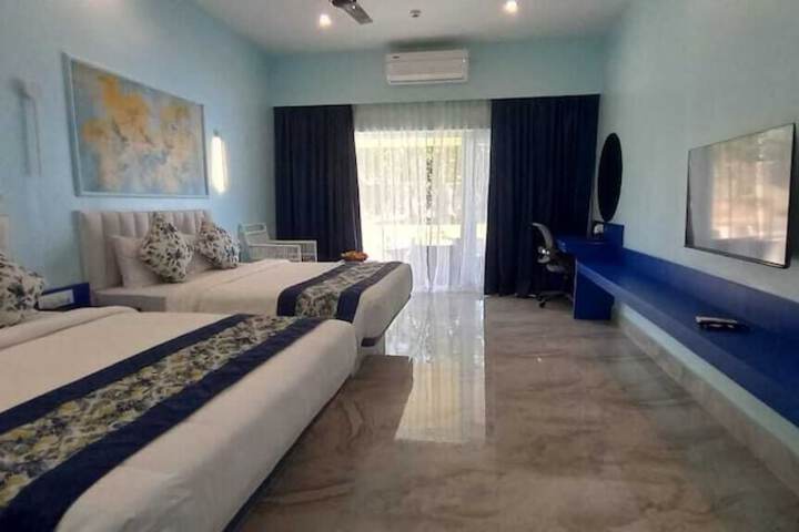 Room 10 of 54