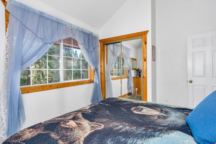 Room 14 of 24
