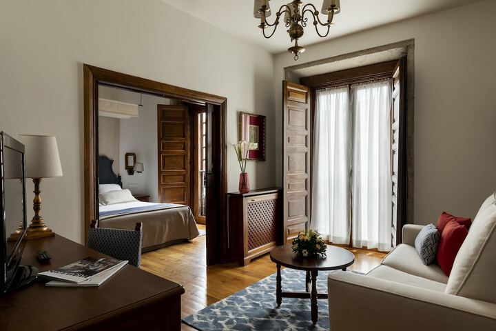 Room 9 of 54